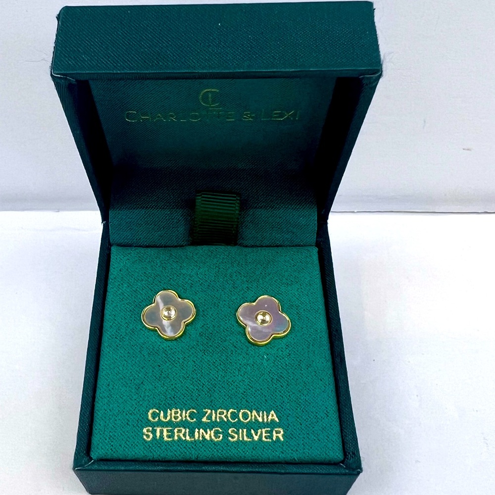 CHARLOTTE & LEXI, WOMENS STERLING SILVER, CLOVER EARRINGS WITH CUBIC ZIRCONIA